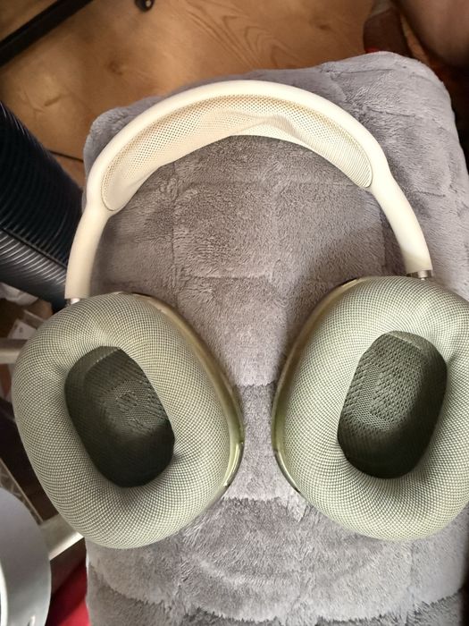 AirPods Max zielone