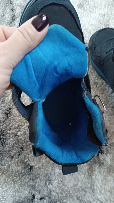 Безкоштовно для дому треба підклеїти 29 р.хлопчик