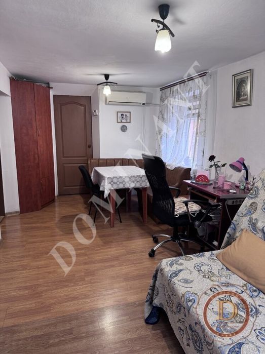 Продаж будунку Дніпровський район