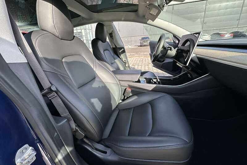 Tesla Model 3 2018