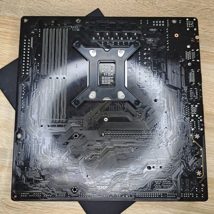 Материнська Плата / B760M / Сокет LGA1700