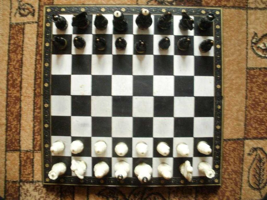 Шахи. Сибірський сувенір виготовлено у СРСР. Колекційні.