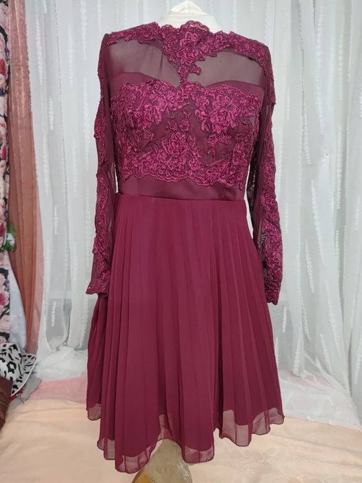 Elegancka sukienka wyjściowa plisa koronka burgund rozmiar 42