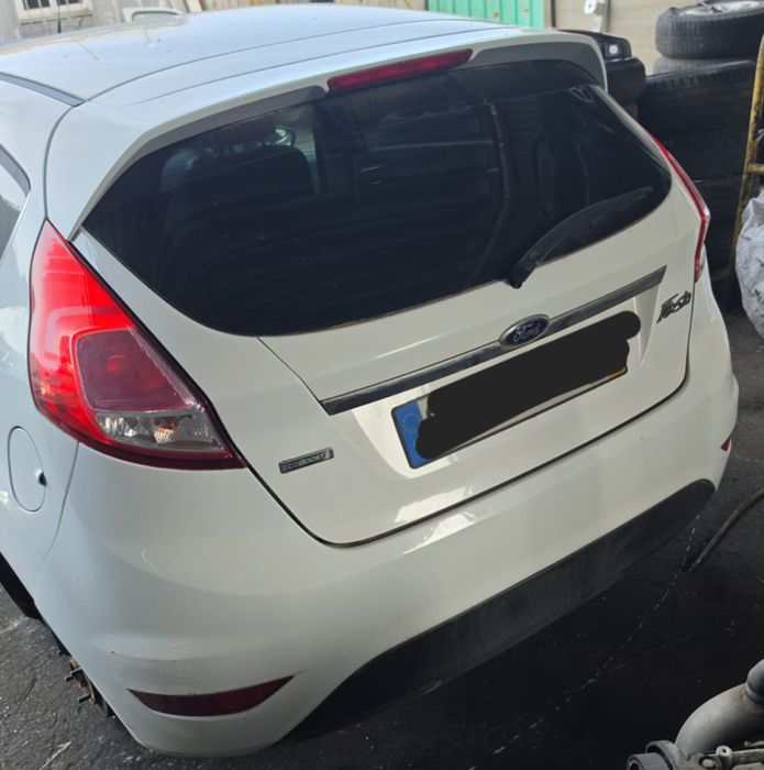 Traseira completa ford fiesta ano 2013