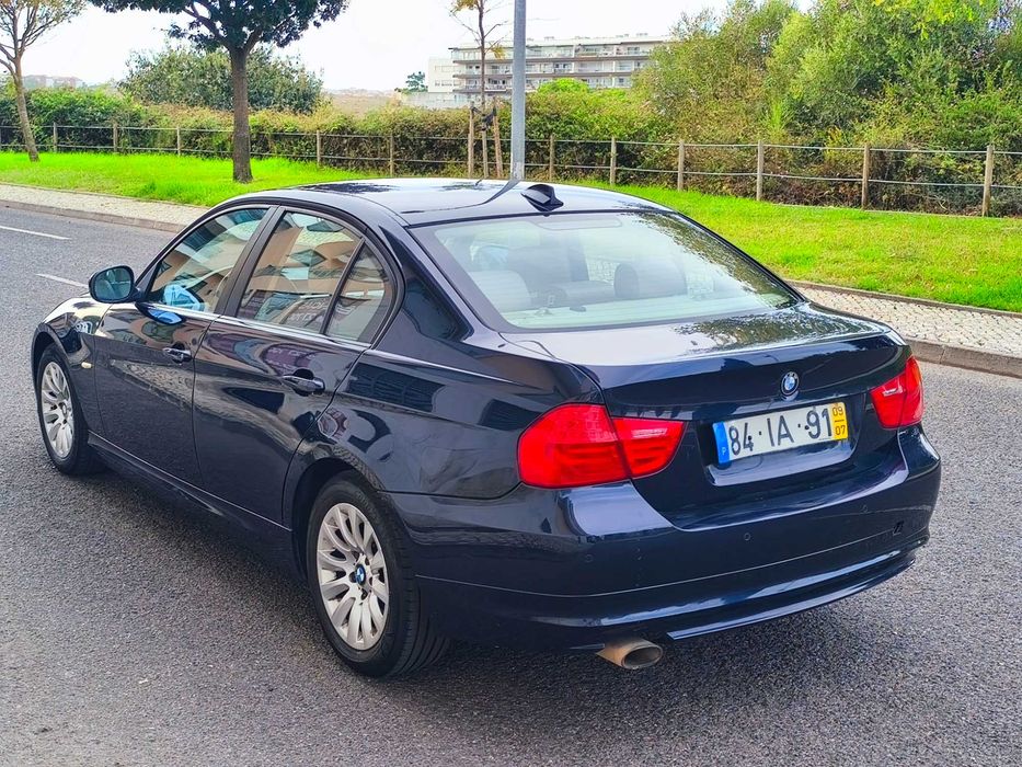 BMW 318d 2009 Facelift
