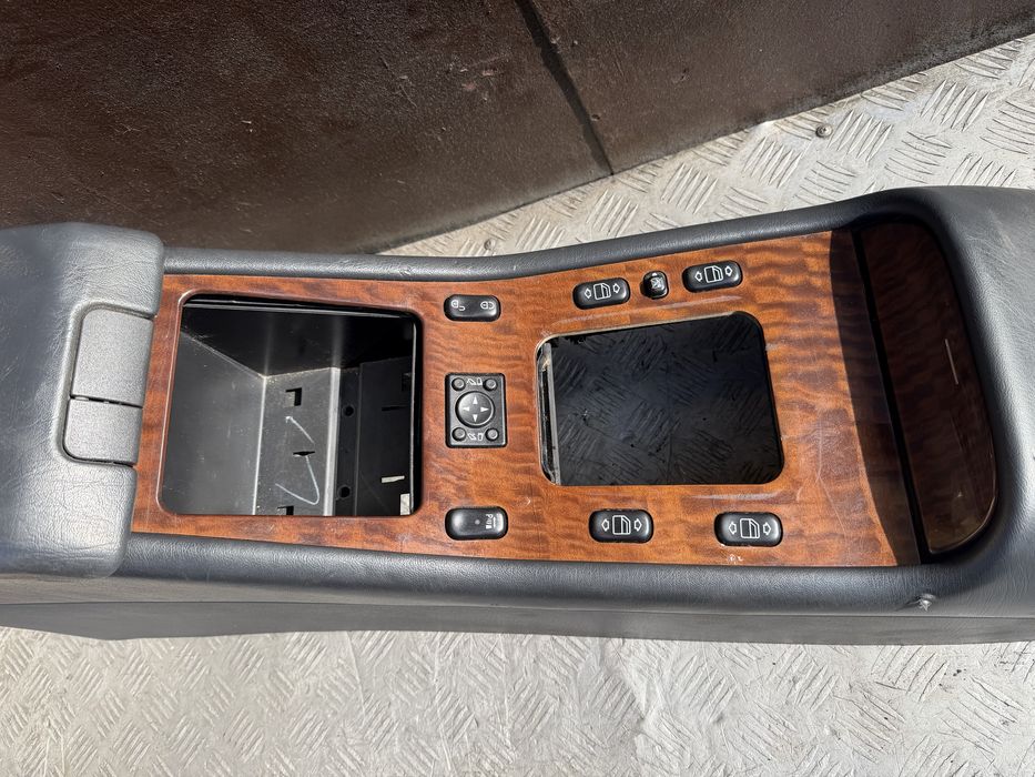 Подлокотник кнопки стеклоподьемников mercedes w163 ml год 03