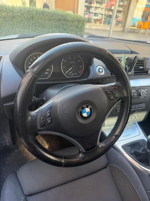 Bmw serie 1 (4800€)