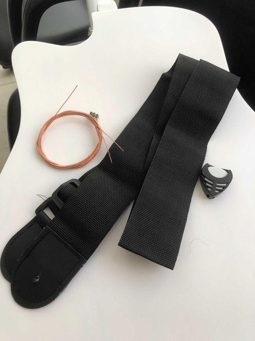 Violão Novo - 38 Polegadas, Capa, Correia, Paleta, capotraste, afinado