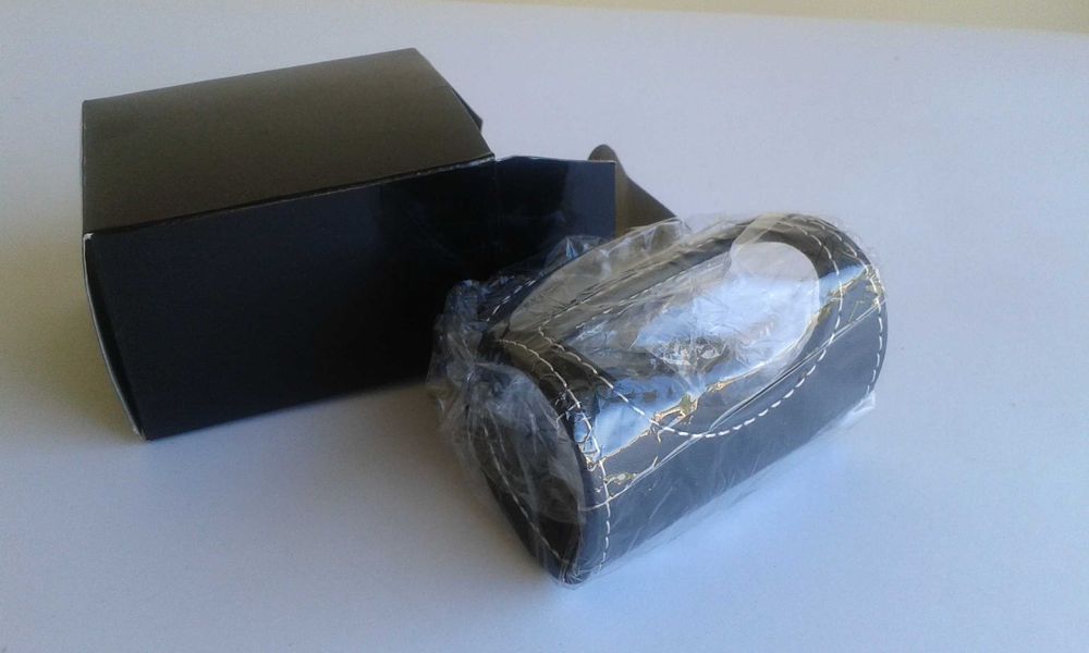 Suporte telemóvel (material como cabedal)