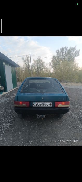 Автомобіль Lada ваз 2109