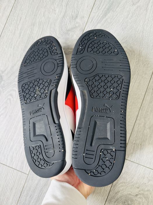 Кеди  Puma Rebound V6 розмір 39-40 устілка 25-25,5см