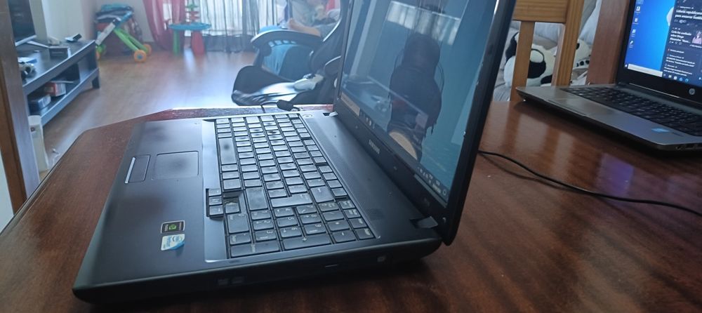 Samsung R519 | SSD 120GB | 4GB RAM | NVIDIA GeForce | Windows 10 Pro