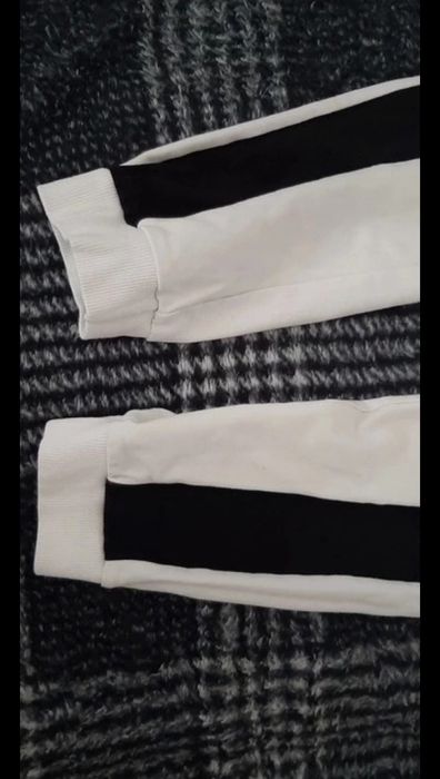 Spodnie dresowe dres marki Mosquito high waist