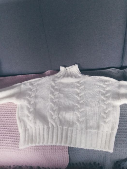 Polgolf bialy krotki warkocze SM do pasa