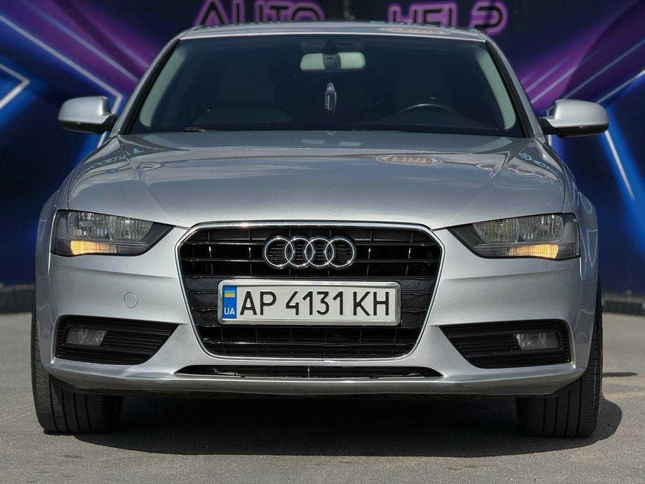 Audi A4 2012, 2.0 дизель, автомат, передний привод