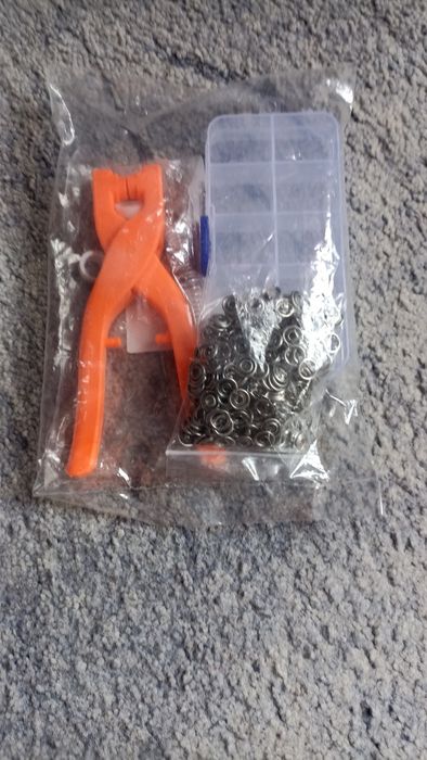 Набор для установки кнопок на одежду