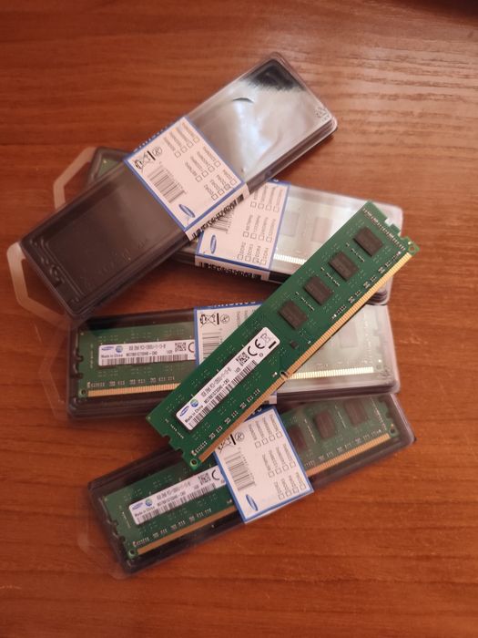 Оперативна пам'ять Samsung DDR3 8gb