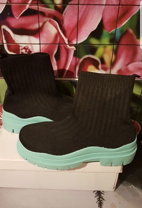 Buty  za  kostkę