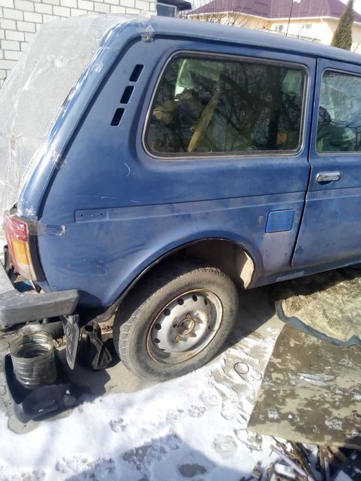 Нива 21214 -21213 Кузова    .Любий вид розрахунків.