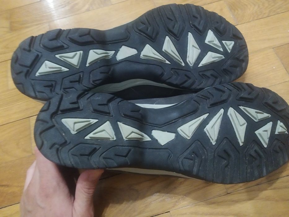 Трекінгове взуття(кросівки черевики) р.45 29-29,5см.
