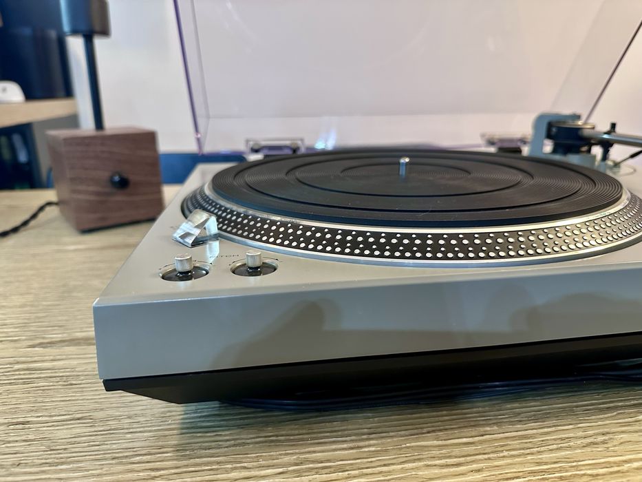 Програвач вінілових платівок Technics SL-1500 + Shure M75ED Type 2