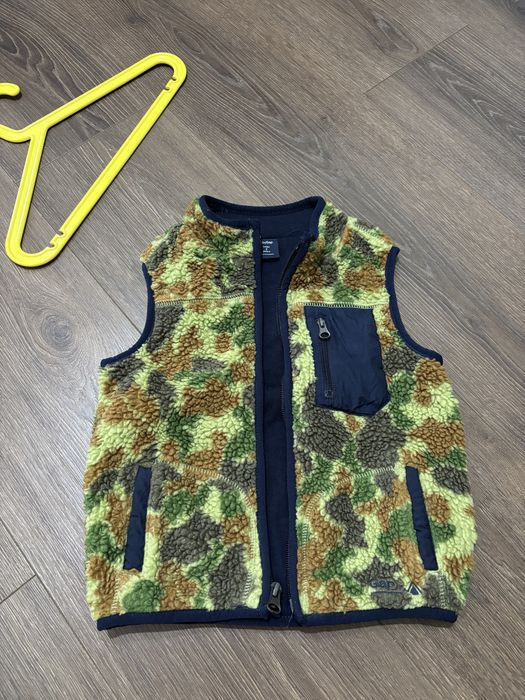 Жилетка для хлопчика gap 95 см шерпа