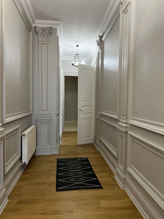 Продаж! Квартира з видом на драмтеатр — історичний центр міста