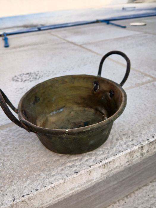 Tachos antigo bacia de cobre