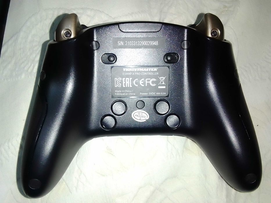 Comando Thrustmaster eSwap S Pro Xbox One Series X /PC