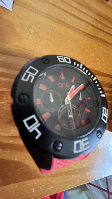 Relogio One Red Special