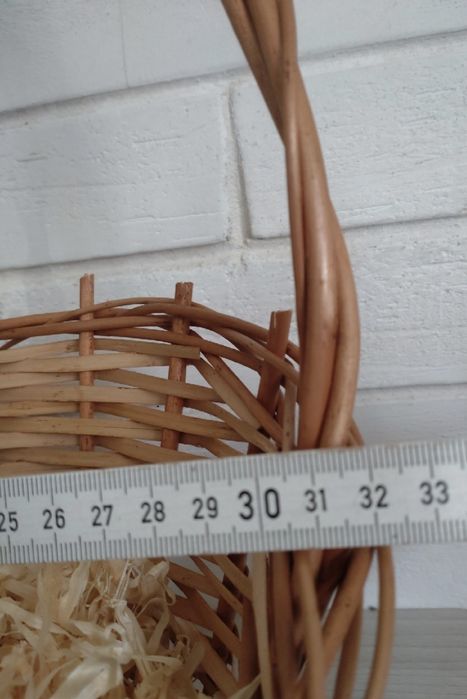 Koszyk wiklinowy prezentowy