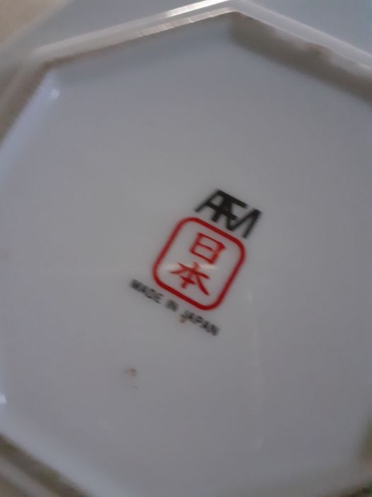 Conjunto de jarro, prato e taça