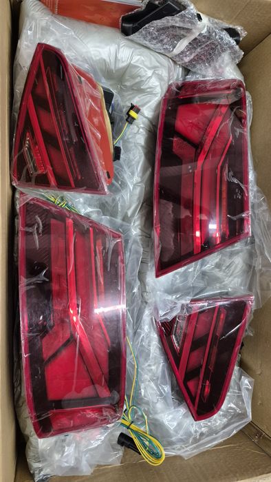 Audi A5 S5 lampy tylne komplet