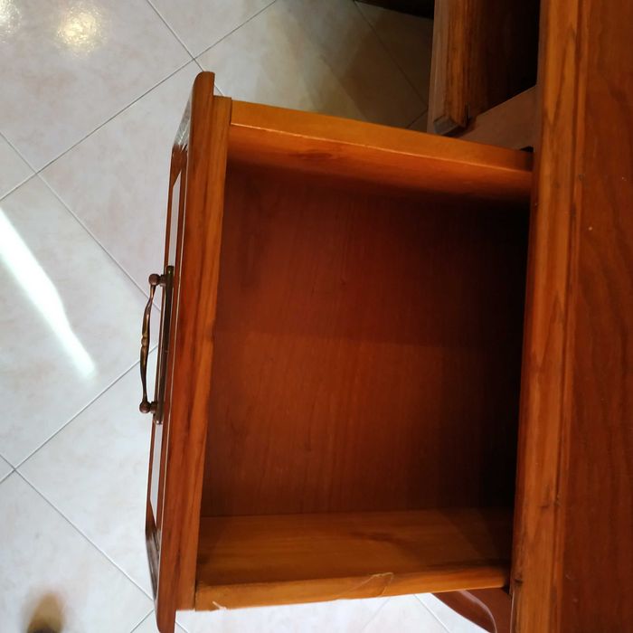 Secretaria de madeira