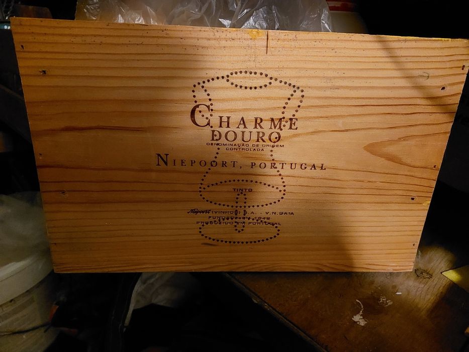 Caixas de madeira de vinho