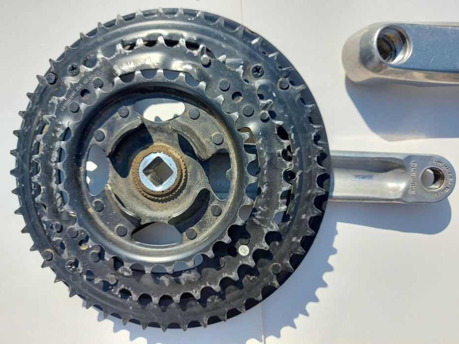 Napęd Shimano 3x8 (manetki Altus + przerzutka Altus)