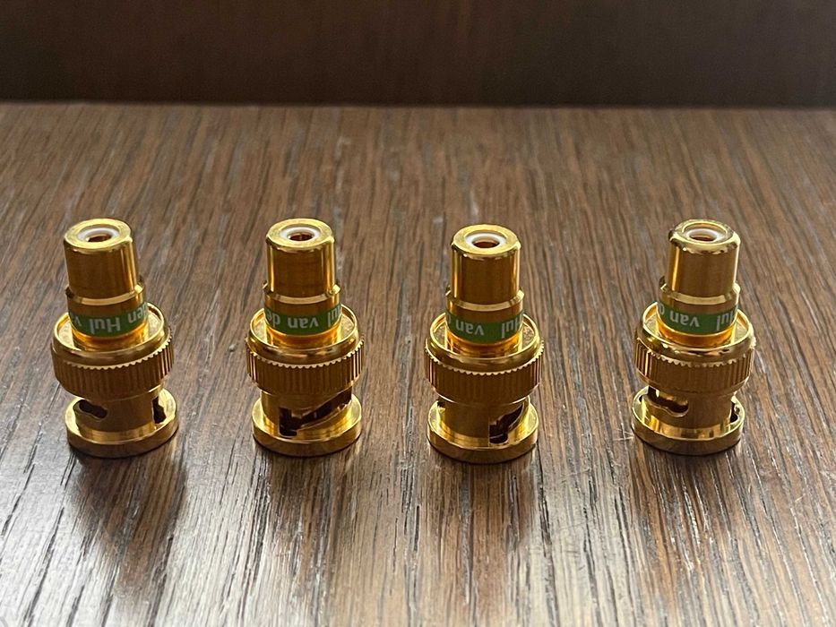Van den Hul RCA do BNC adapter – komplet 4 szt., rzadko dostępny