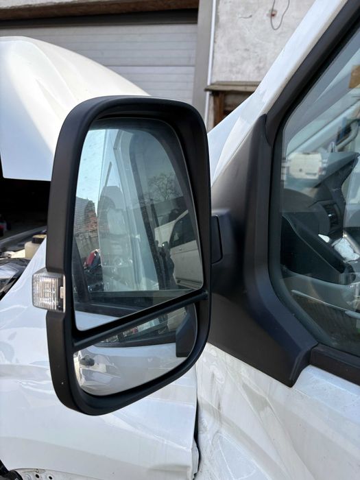 Maxus deliver 9 lusterko lewy przód