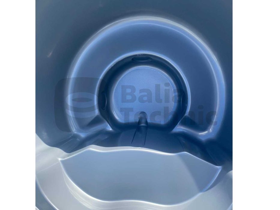 Wkład akrylowy zintegrowany do balii ogrodowej, ruskiej bani