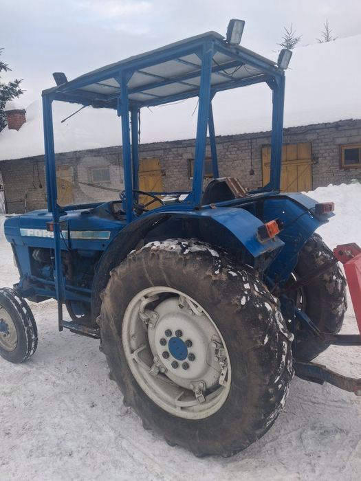 Ford 4110 sadowniczy