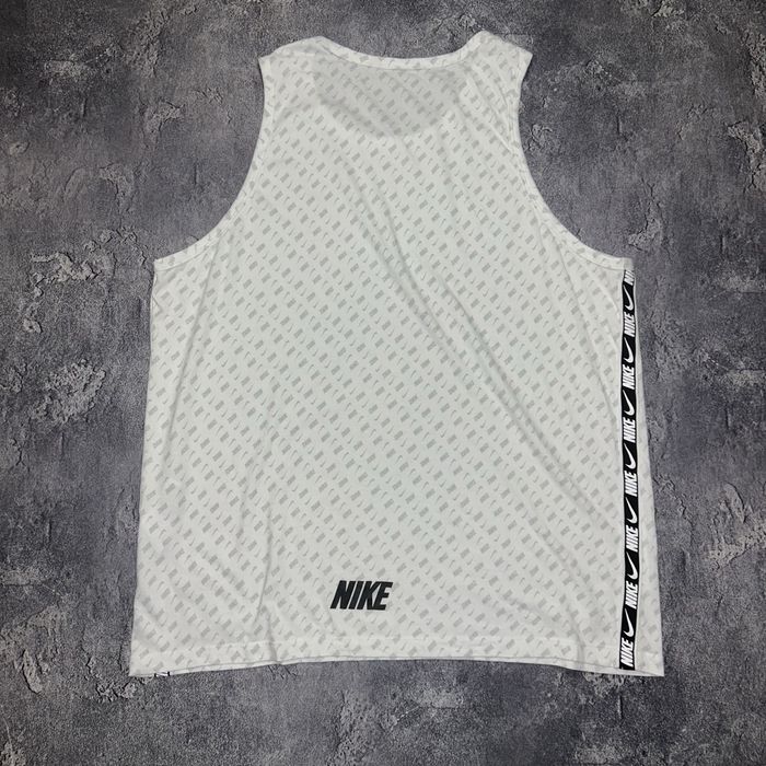 Чоловіча майка великого 2XL розміру Nike з лампасами