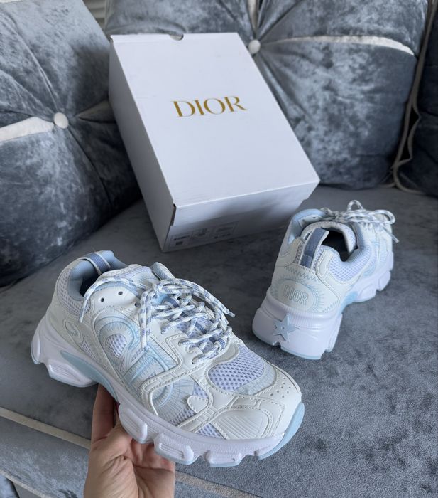 Кроссовки люкс бренд тренд 2025