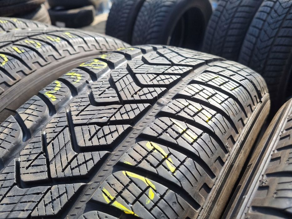 pirelli scorpion winter 215/65r17 99h 22r 4x