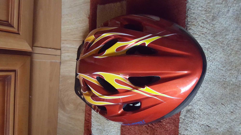 Kask rowerowy czerwony