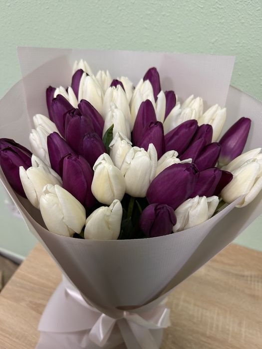 Доставка квітів Черкаси,тюльпани Черкаси