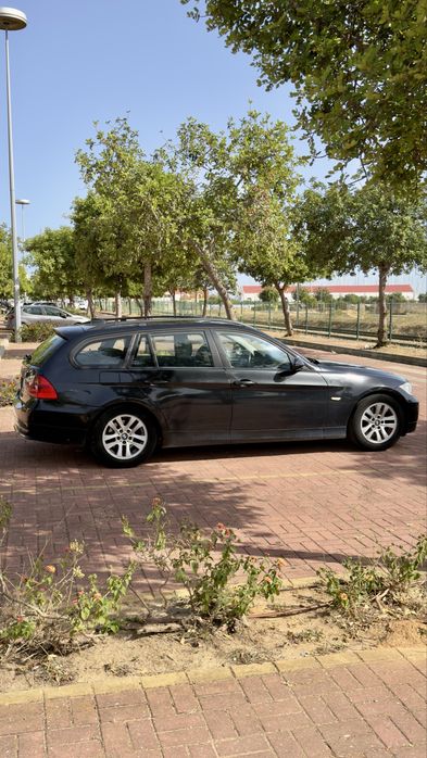 Bmw 318D touring a diésel de 2007/12 em bom estado