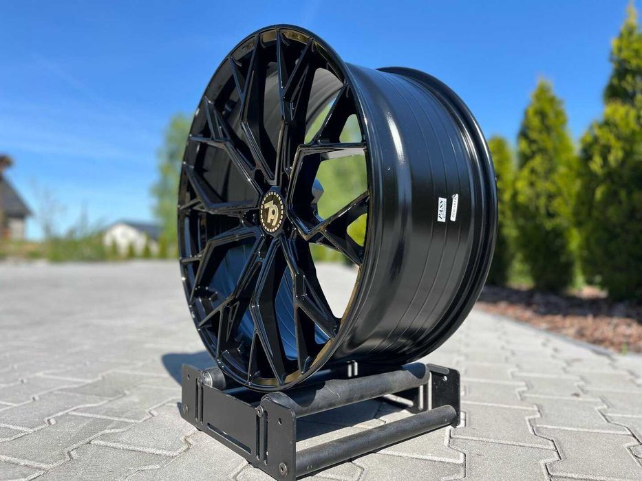 Felgi Seventy9 SCF-H 20" 9J ET30 5x112 Black Glossy
