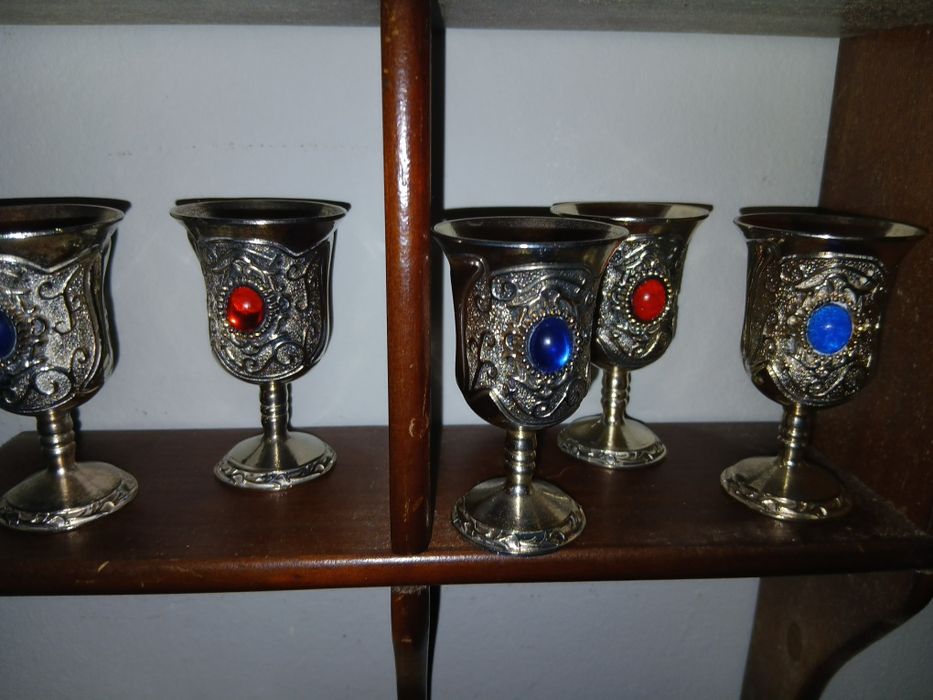 Conjunto 10 calice metal por 40 €