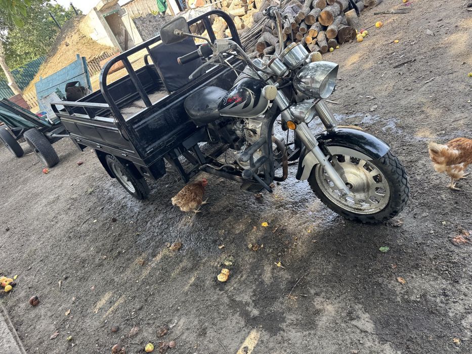 продам трицикл Flubo 150