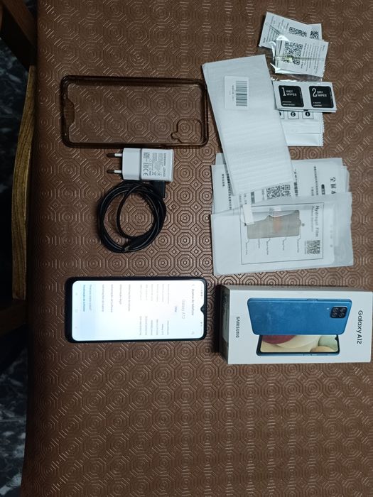 Samsung / Telemóvel como novo